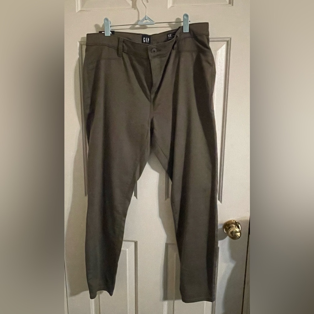 GAP Ladies size 14 Stretch Skinny Trousers-Olive Green-NWT